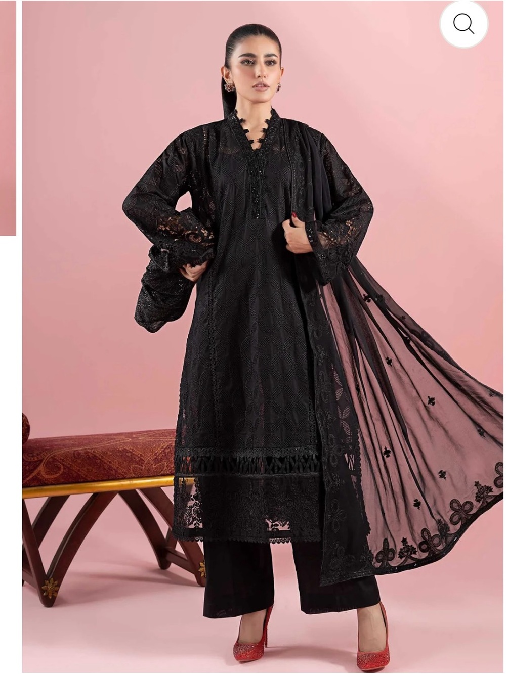 Maria b 3 Piece Embroidered Lawn Suit